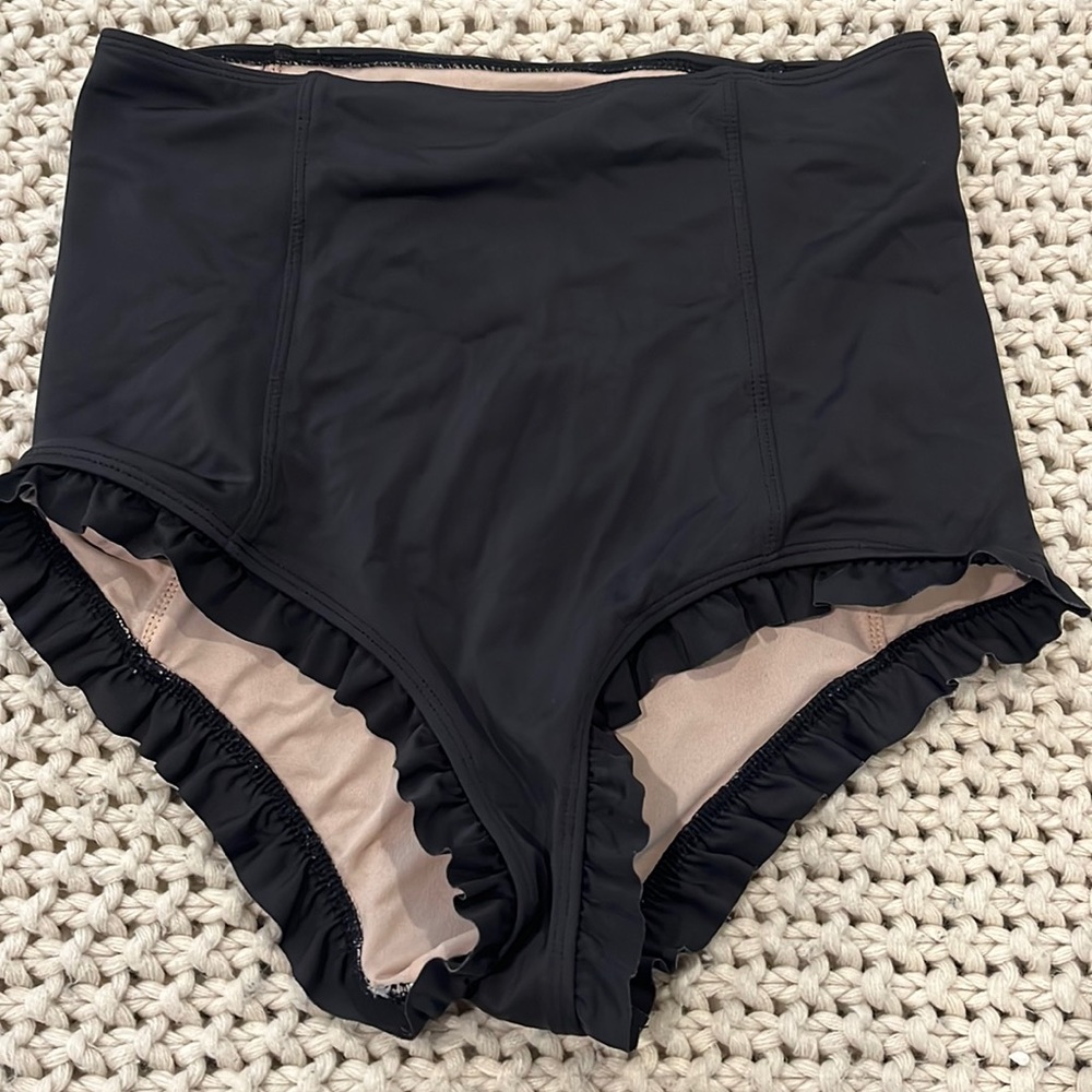 Kortni jeane swim bottoms